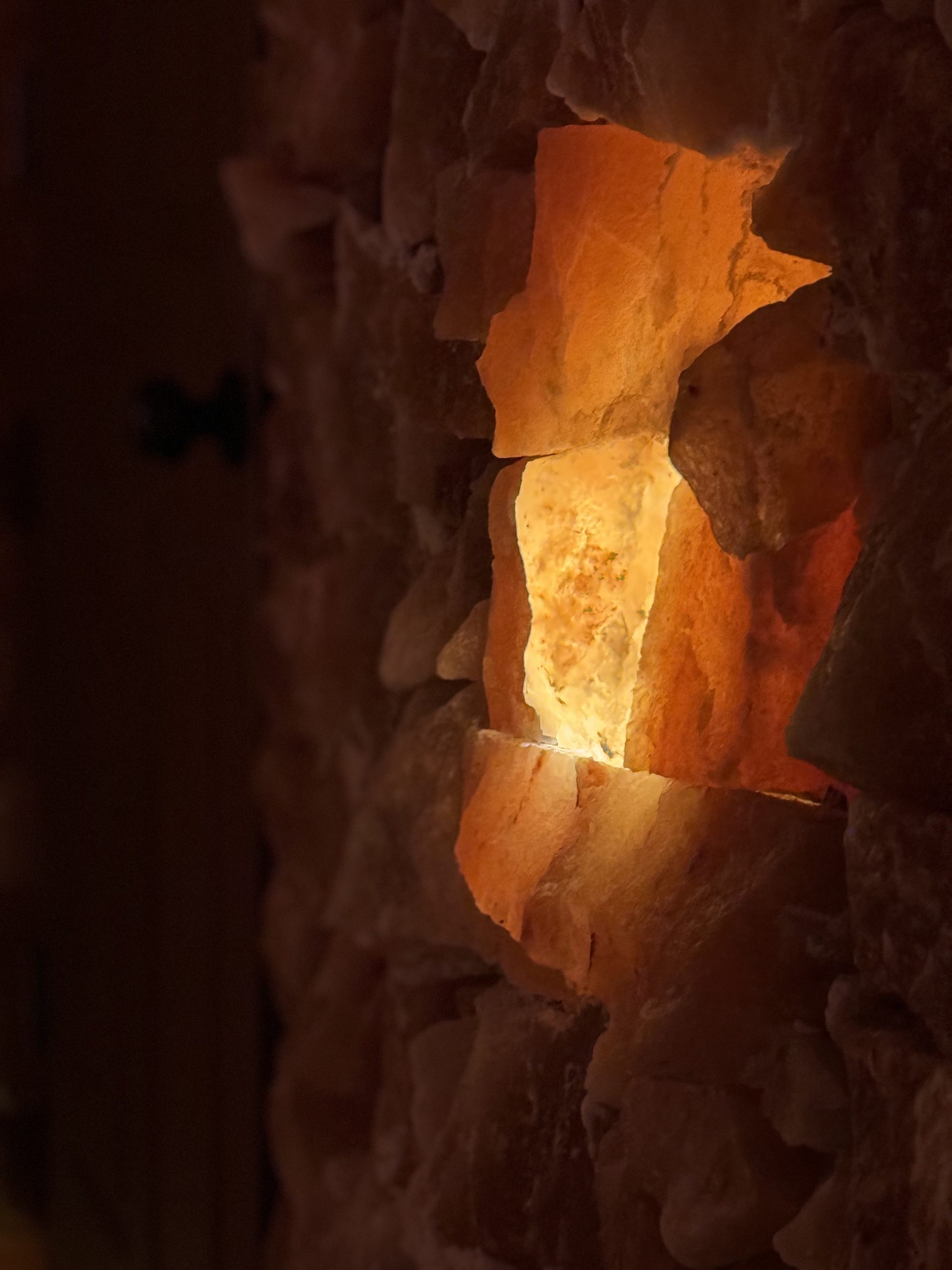 salt+cave+salt+blocks massage room